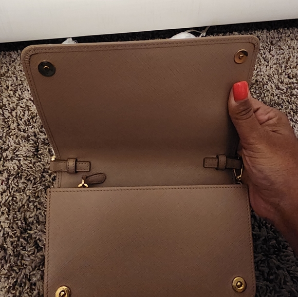 ‼️SOLD‼️Prada Crossbody Bag - Picture 7 of 10